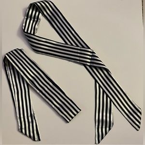 Black/White Striped Handbag Scarves- Set of 2